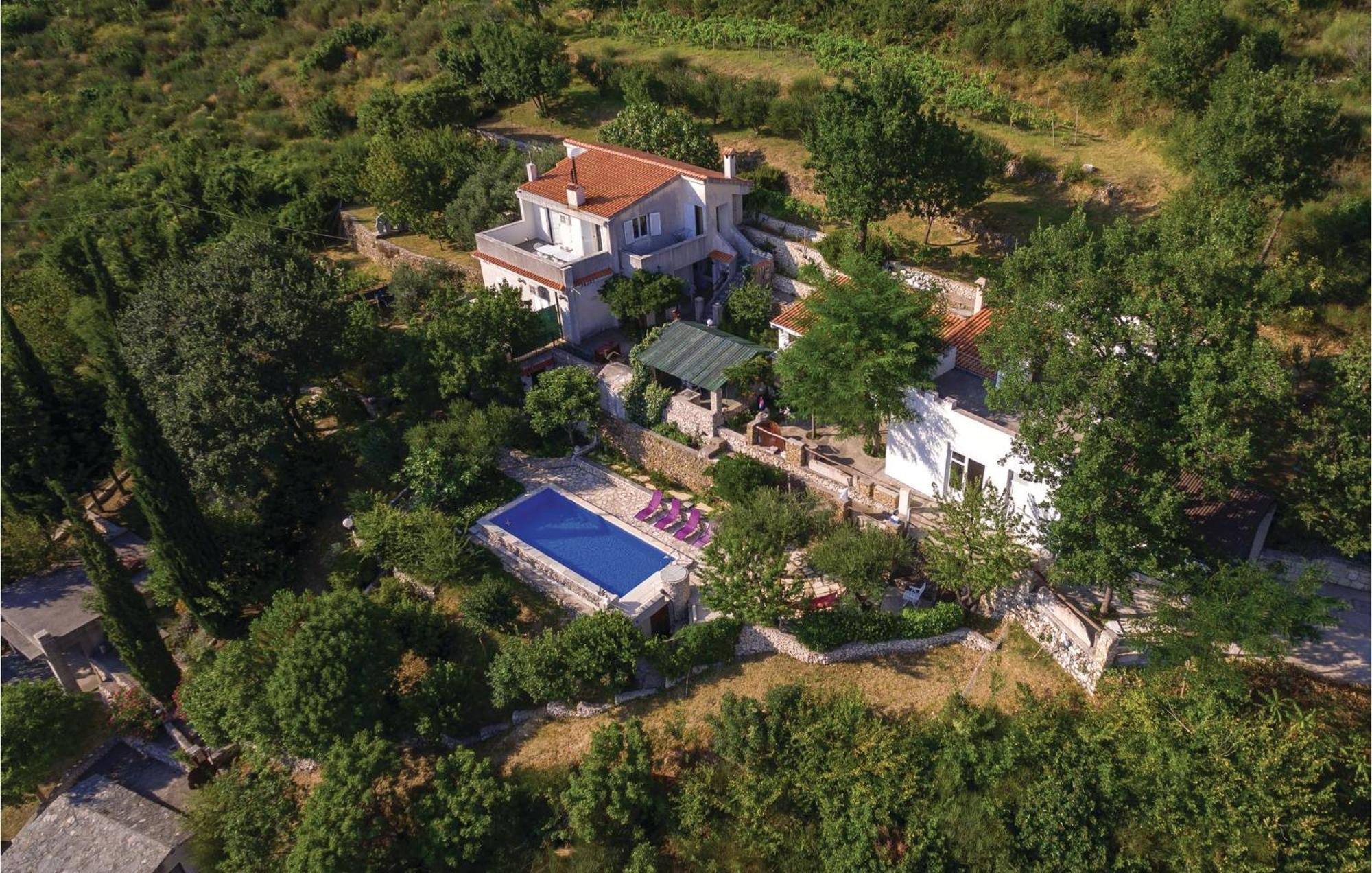 Gorgeous Home In Klis With Wifi Bobani 외부 사진