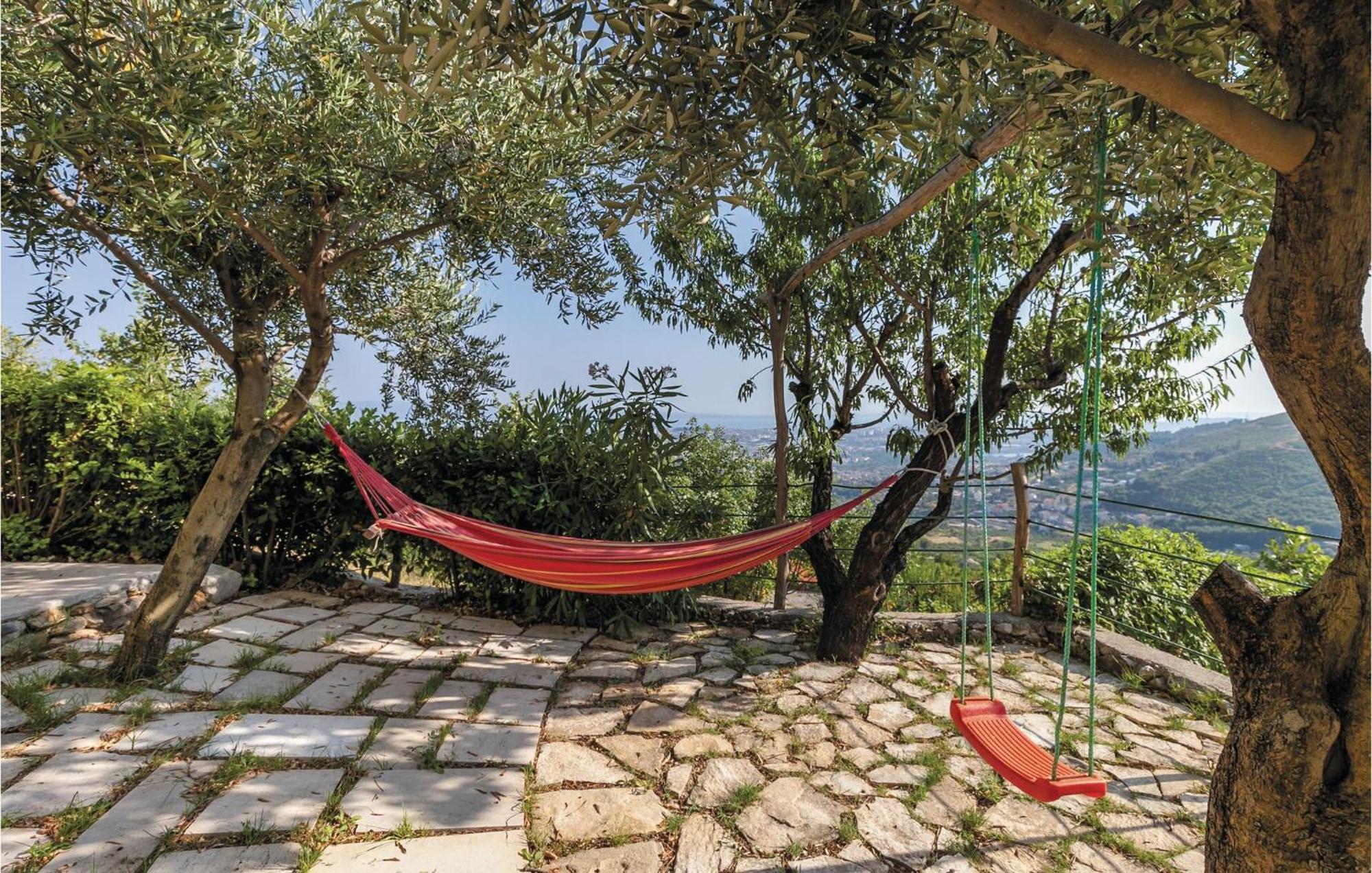Gorgeous Home In Klis With Wifi Bobani 외부 사진